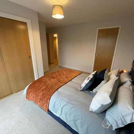 Stunning 2-Bed Apartment In Bristol With Parking Exterior foto