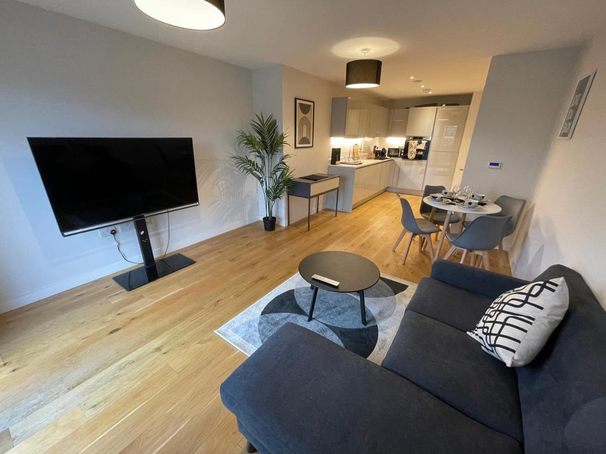 Stunning 2-Bed Apartment In Bristol With Parking Exterior foto